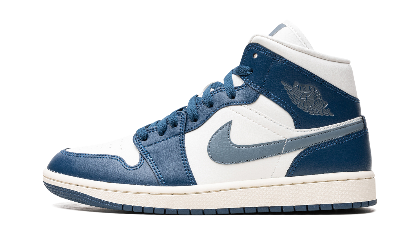 AIR JORDAN 1 MID WMNS French Blue