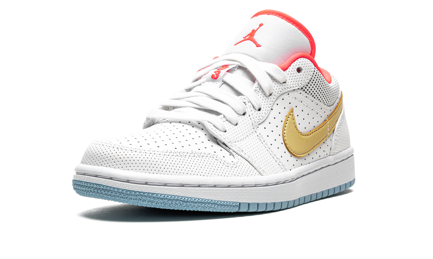 AIR JORDAN 1 LO SE WMNS White / Sesame / Flash Crimson