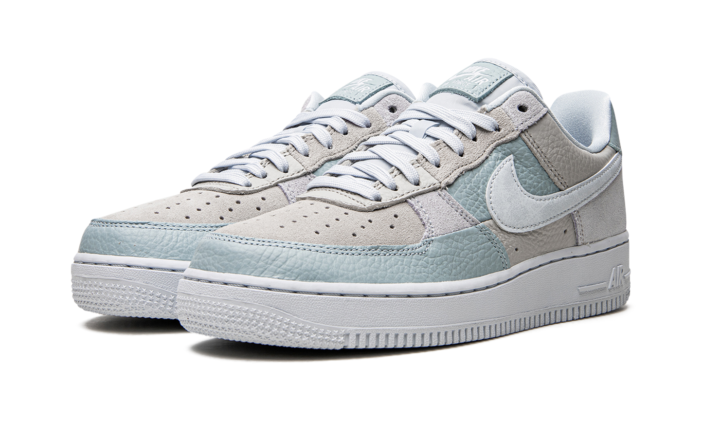 AIR FORCE 1 LO WMNS NH1 Be Kind