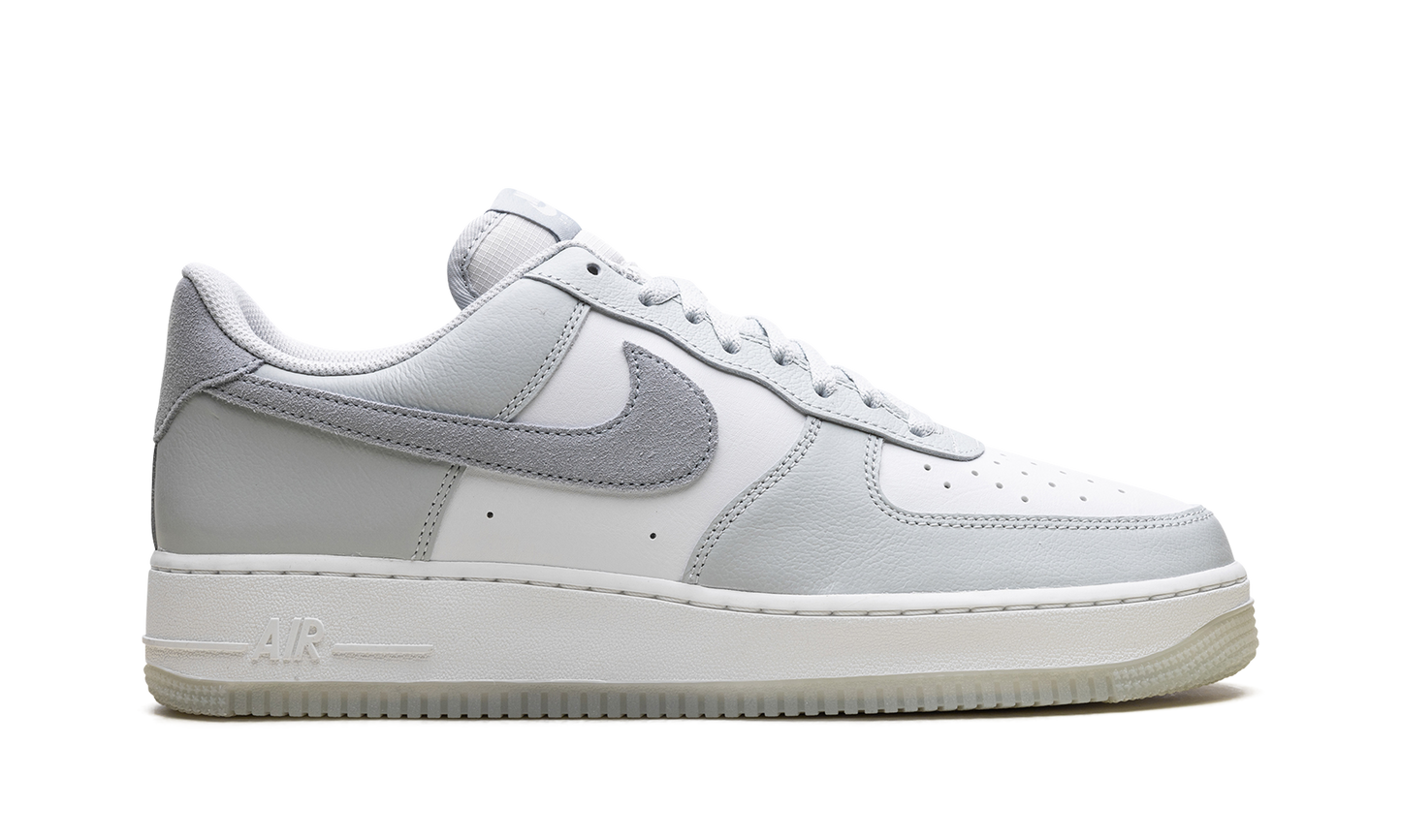 Air Force 1 '07 LV8 Grey