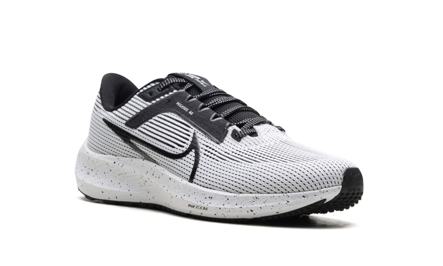 Air Zoom Pegasus 40 WMNS White Black
