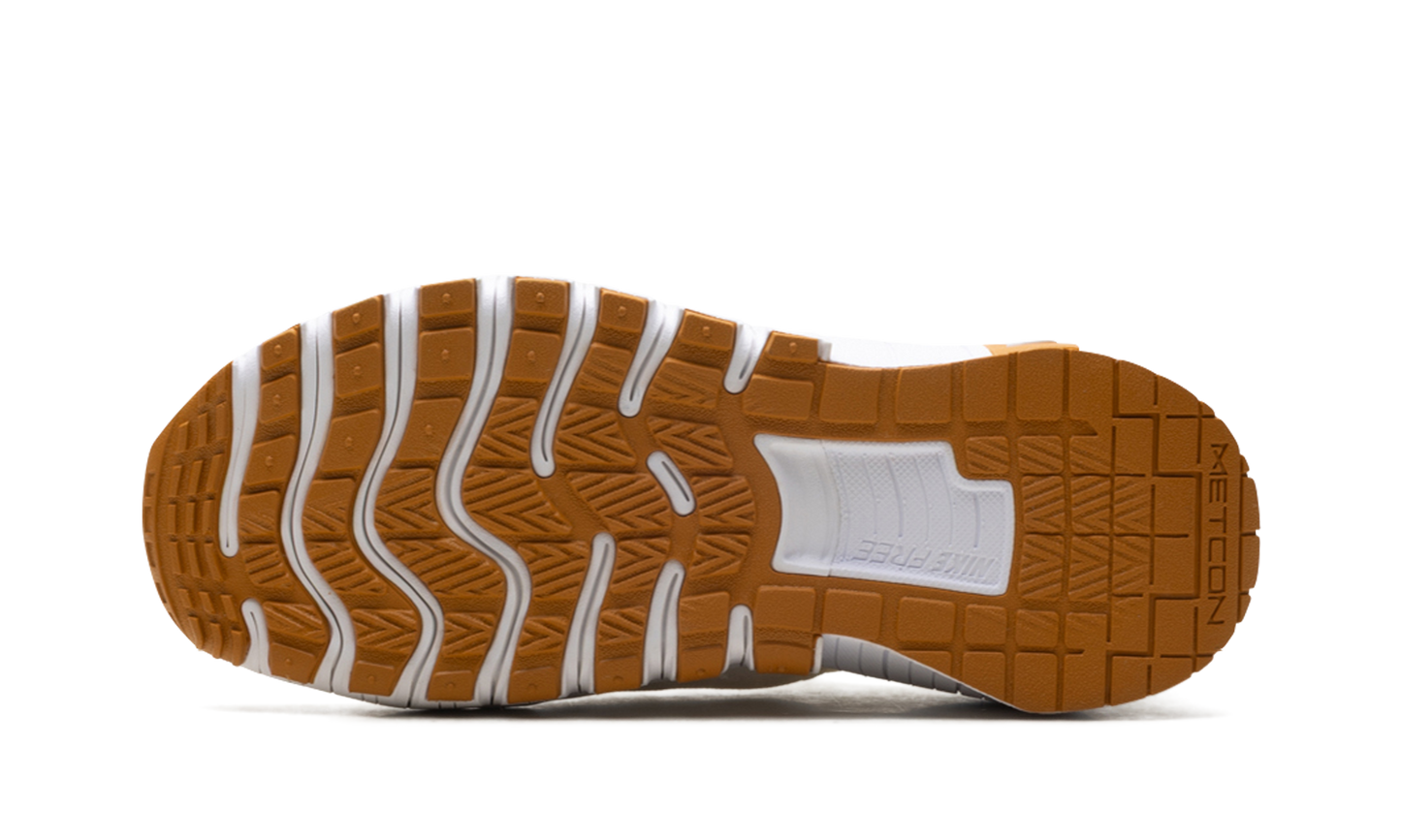 Free Metcon 6 WMNS Sail White Monarch