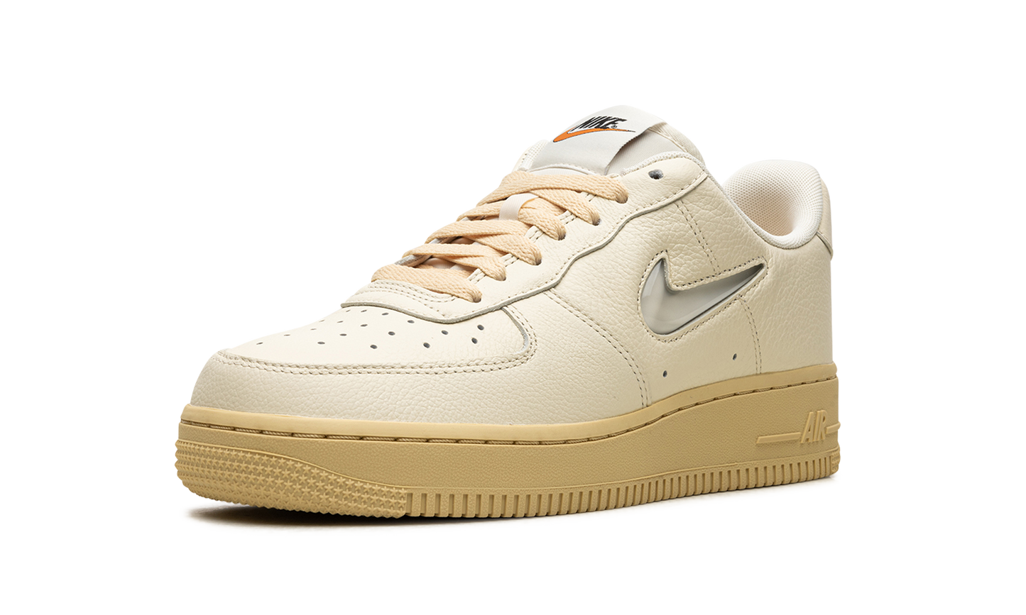 AIR FORCE 1 JEEL MNS WMNS Coconut Milk
