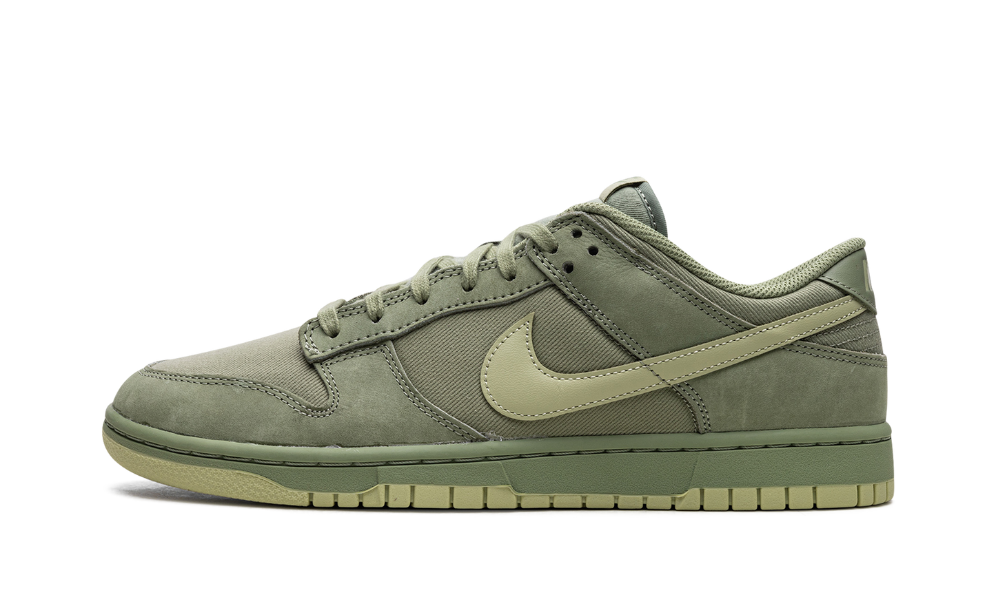 Dunk Low Oil Green