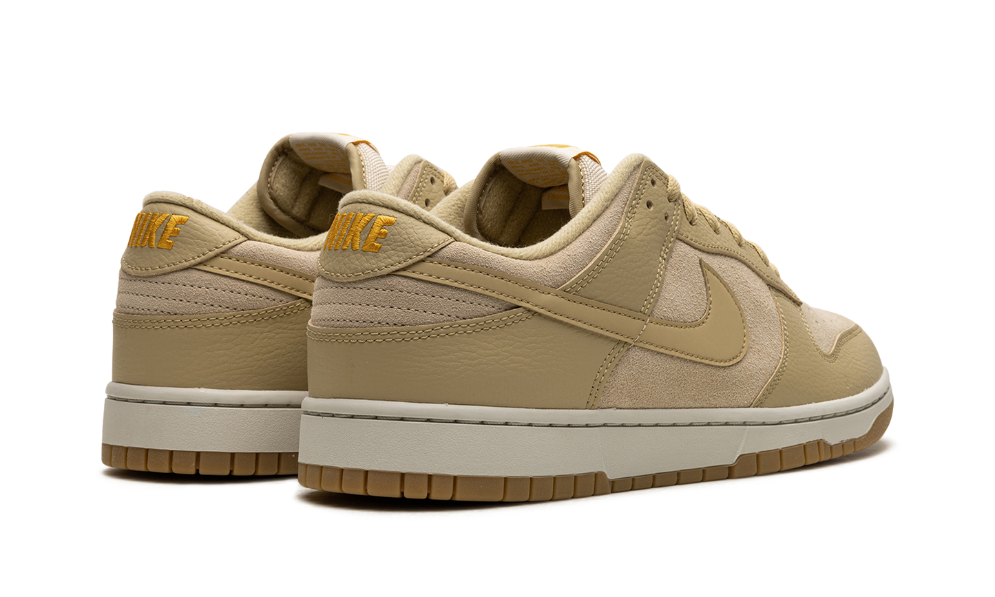 Dunk Low Khaki / Gum