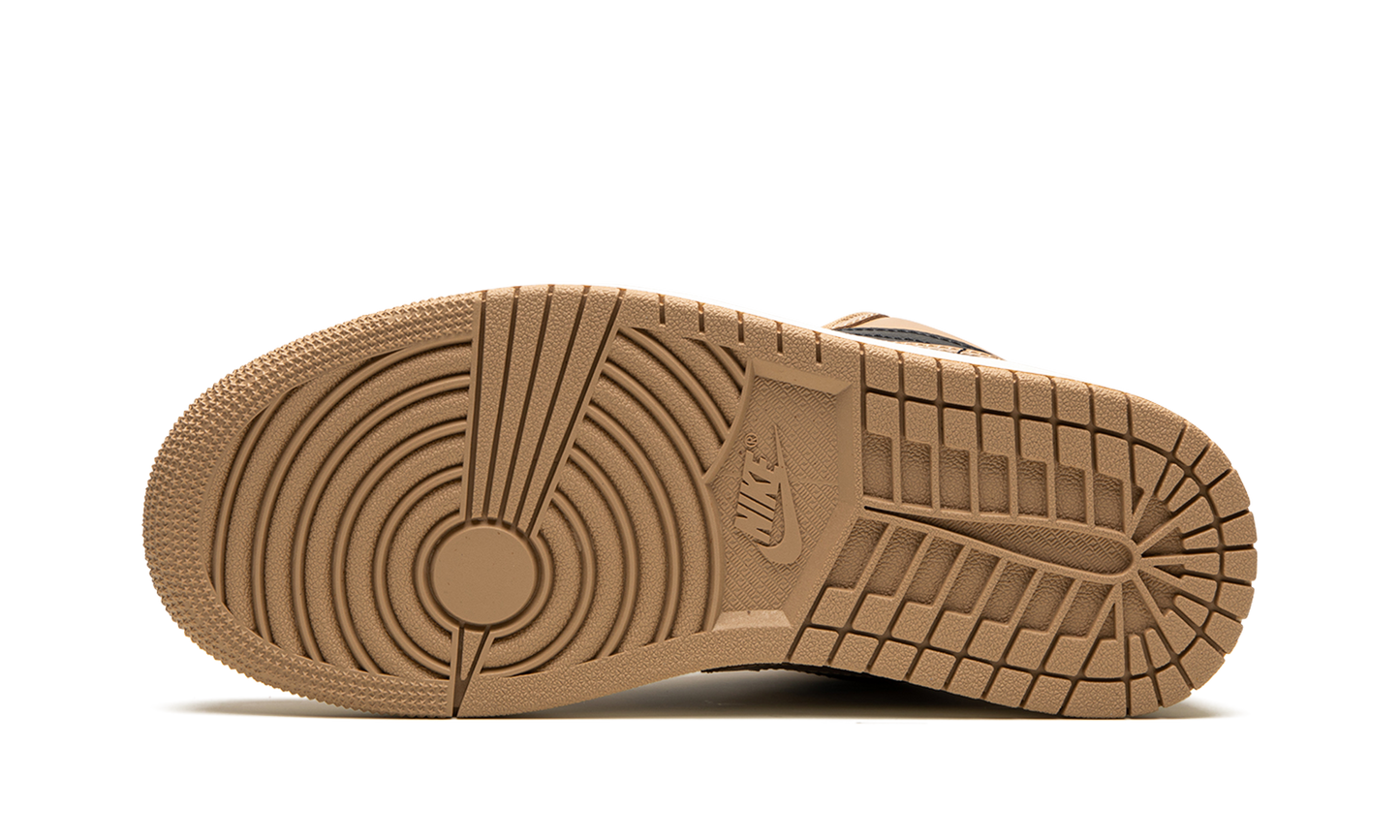 Air Jordan 1 Low WMNS Desert / Black