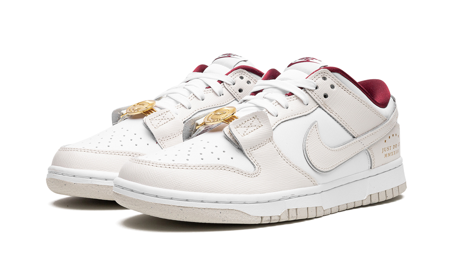 DUNK LOW WMNS Just Do It