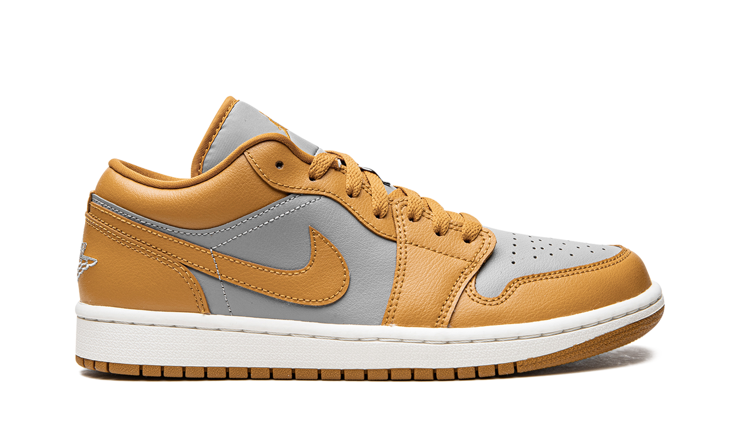 AIR JORDAN 1 LO WMNS Chutney