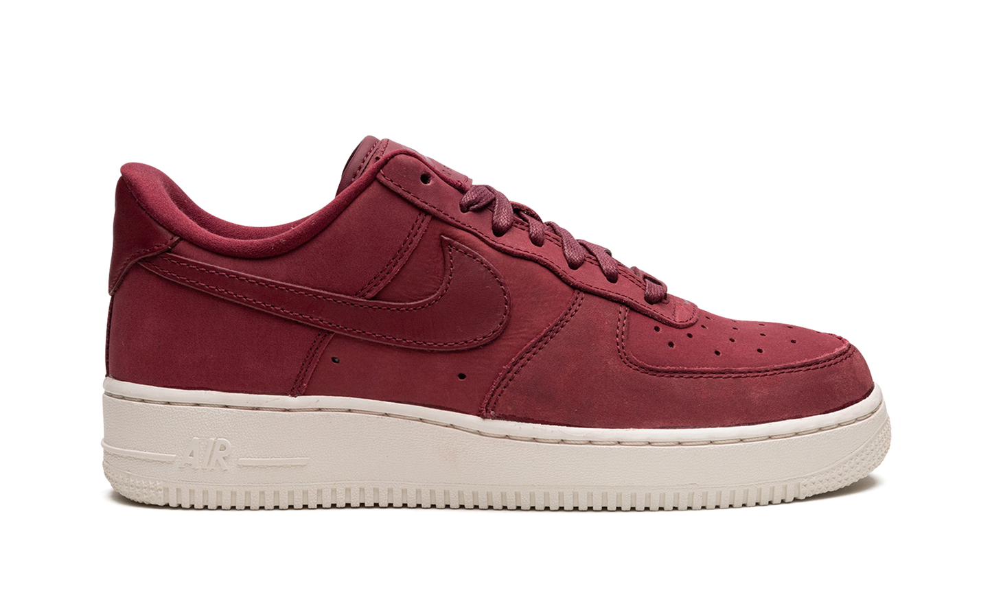 AIR FORCE 1 LO MNS WMNS Team Red