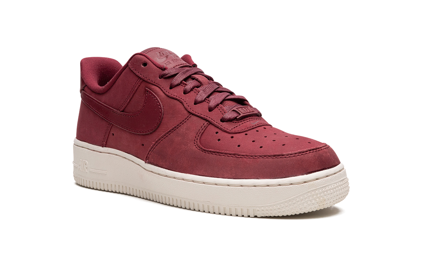 AIR FORCE 1 LO MNS WMNS Team Red