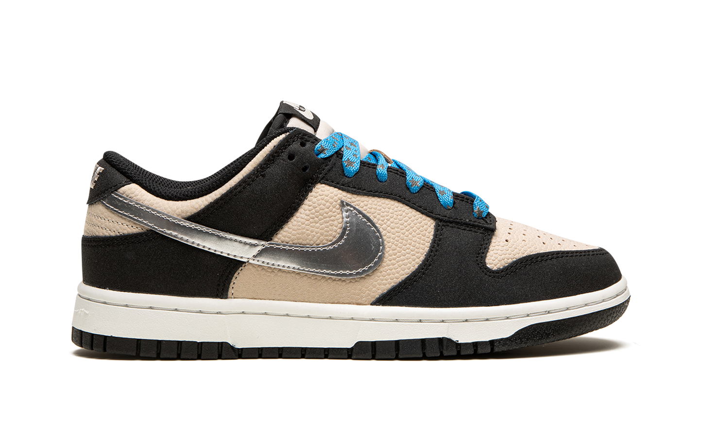 DUNK LO MNS WMNS Starry Laces