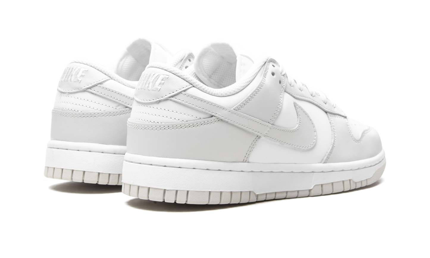DUNK LOW WMNS Photon Dust