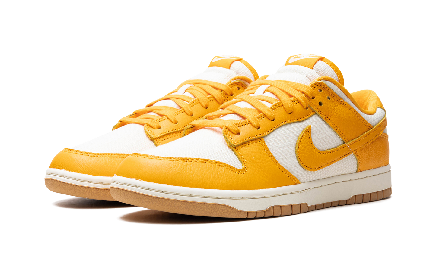 Dunk Low University Gold
