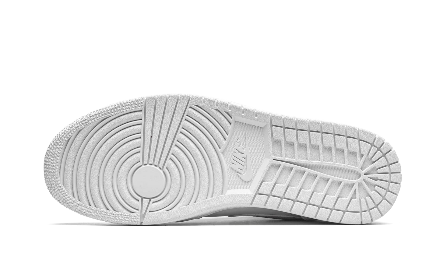 Air Jordan 1 Mid Triple White