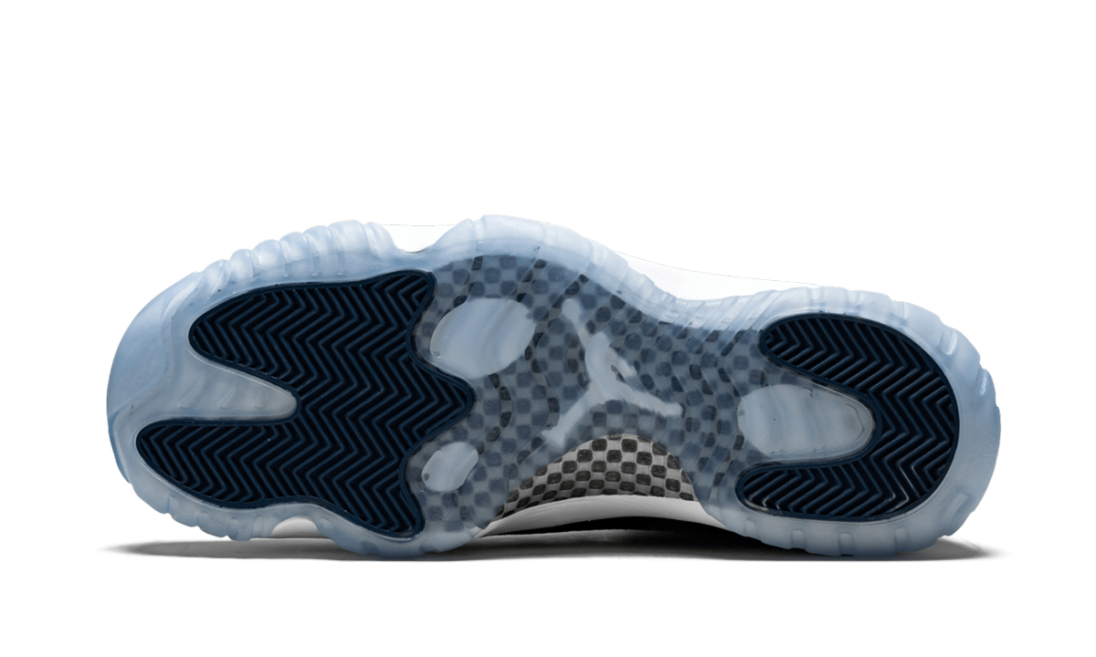 Air Jordan 11 Retro Low LE Blue Snakeskin