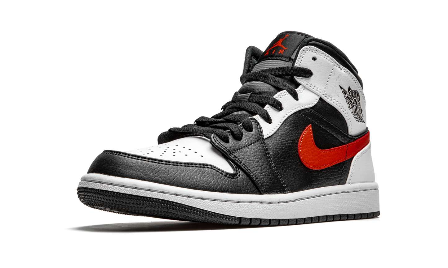 Air Jordan 1 Mid Chile Red