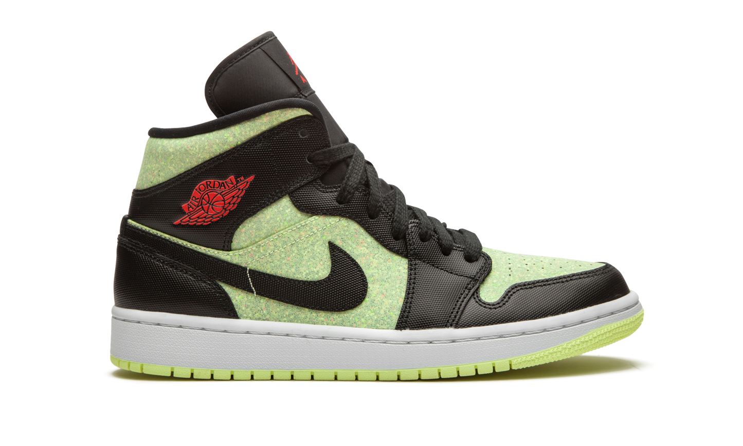 AIR JORDAN 1 MID SE WMNS Barely Volt / Chile Red
