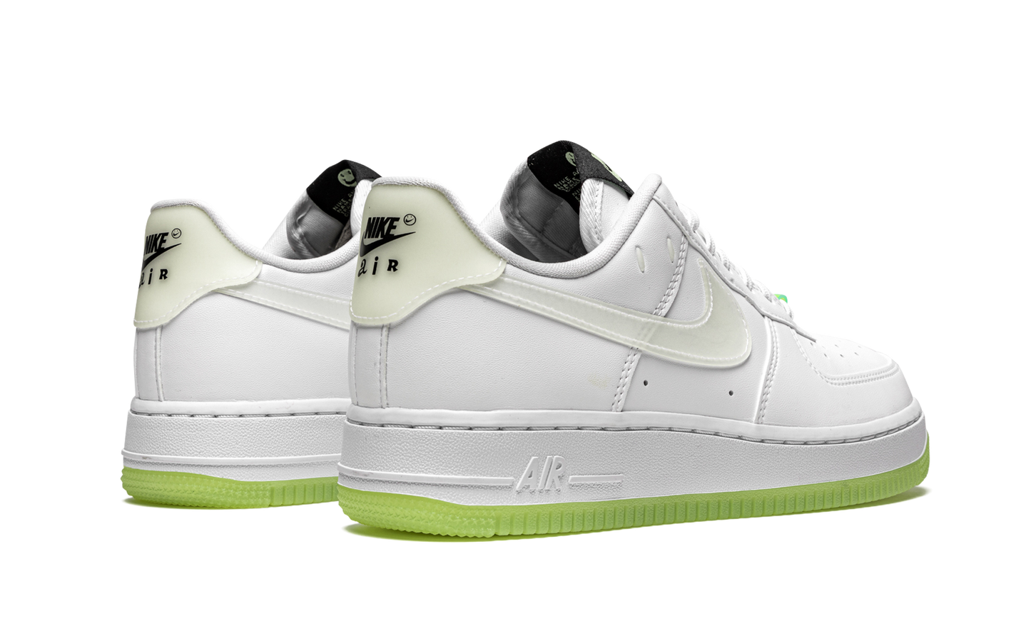 AIR FORCE 1 LO '07 WMNS Have A Nike Day