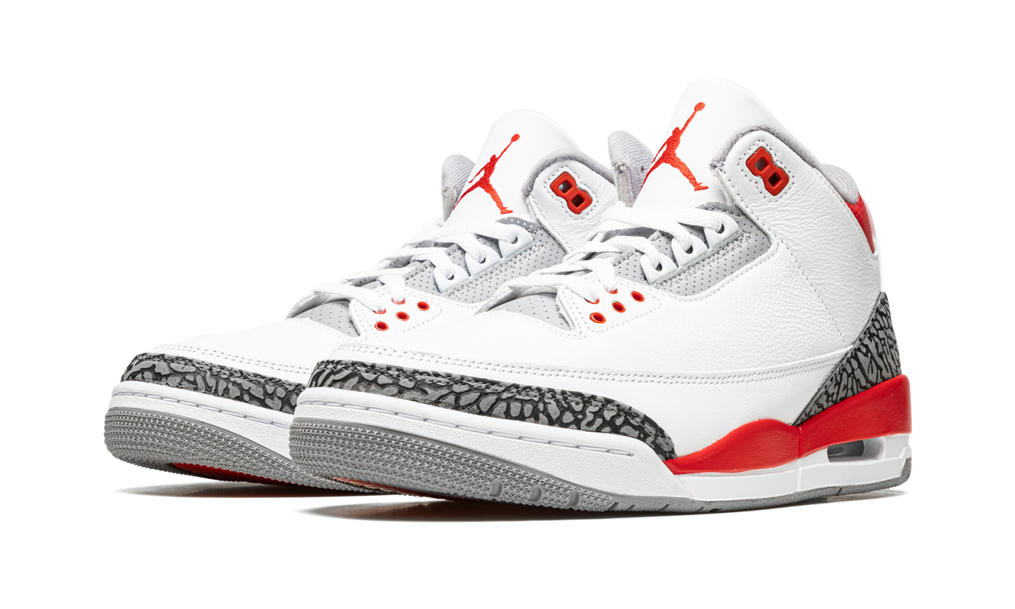 Air Jordan 3 Retro Fire Red 2022