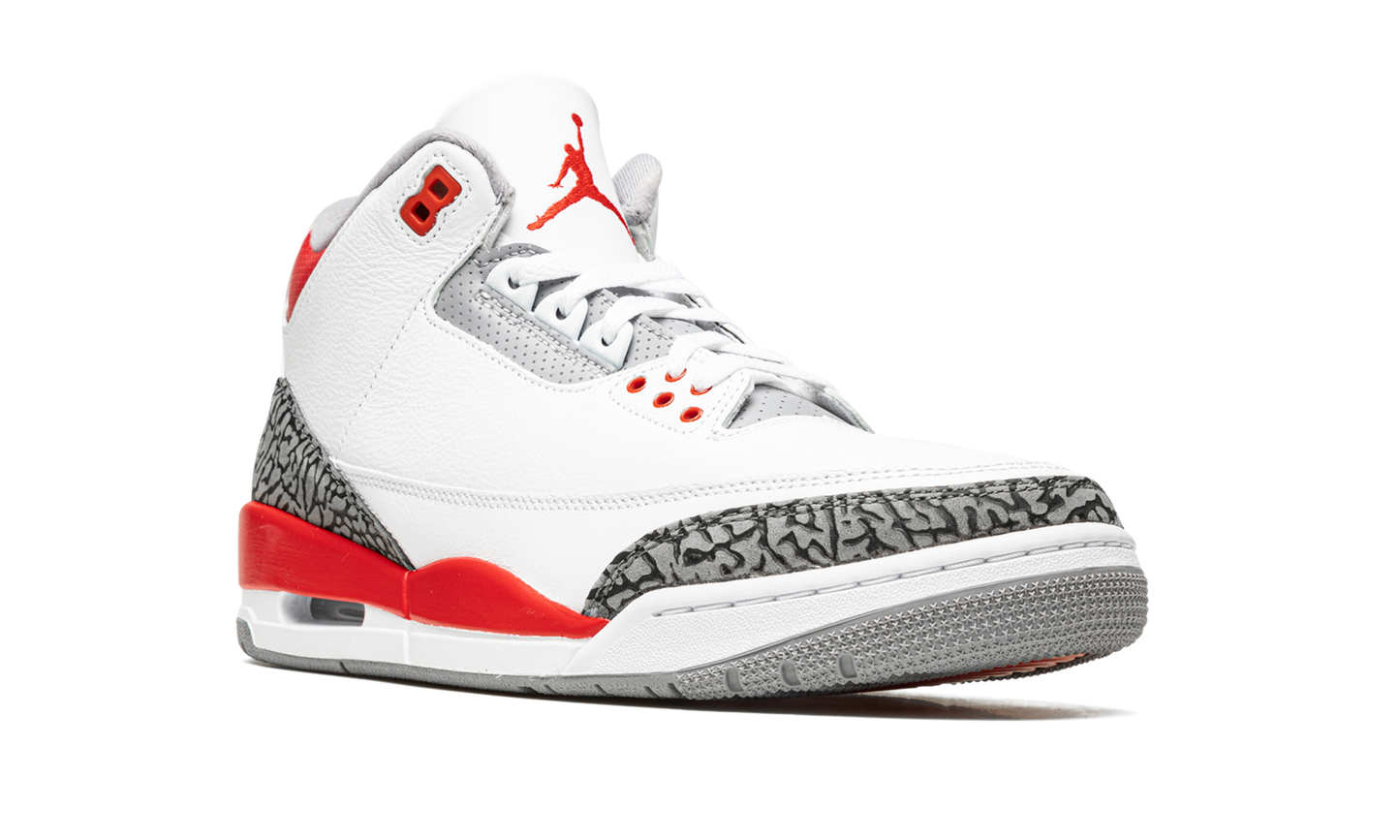 Air Jordan 3 Retro Fire Red 2022