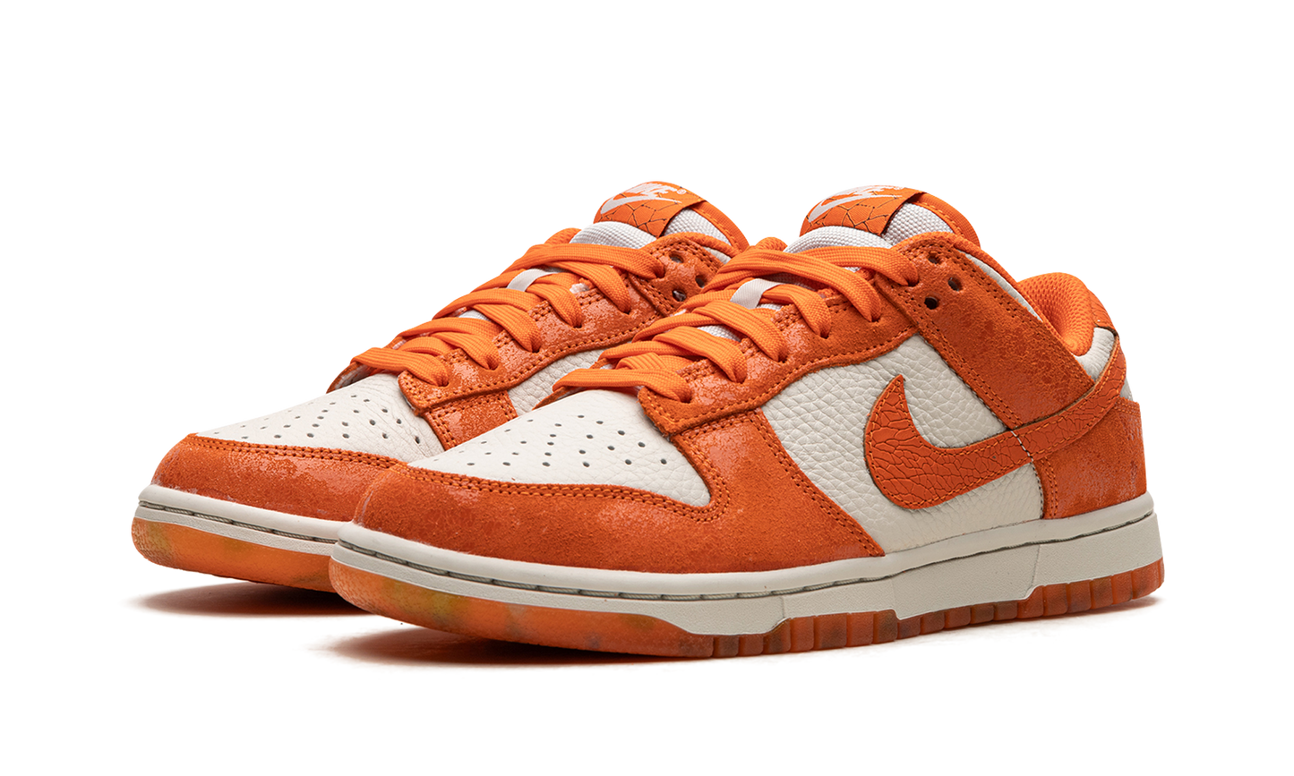 DUNK LOW WMNS Total Orange