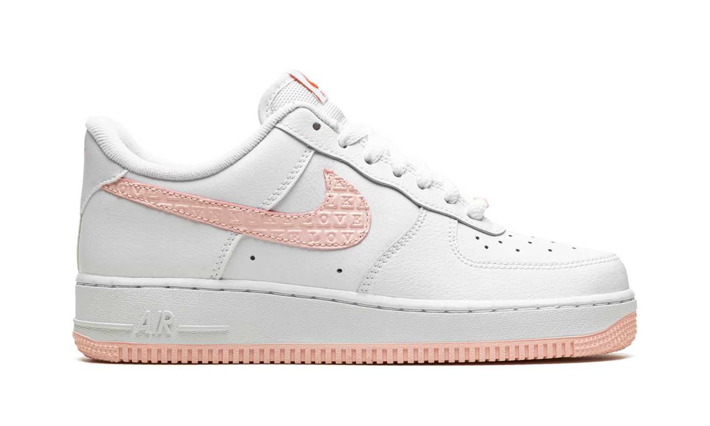 AIR FORCE 1 LO MNS WMNS Valentine's Day 2022