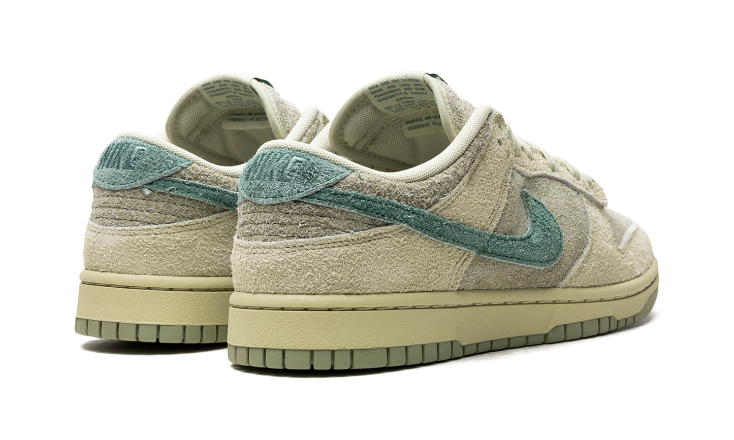 Dunk Low Olive Aura