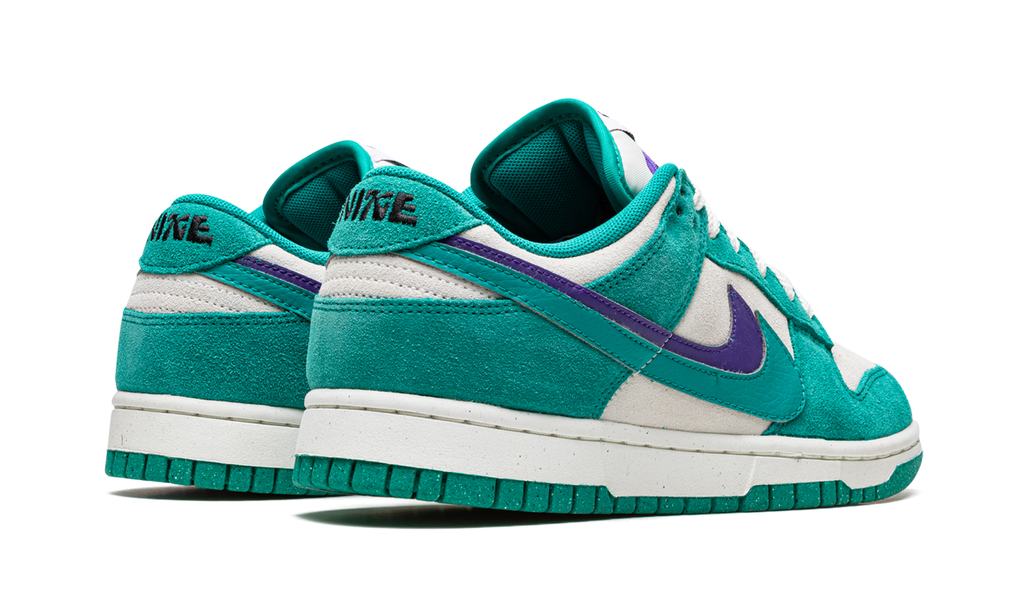 DUNK LO MNS WMNS 85