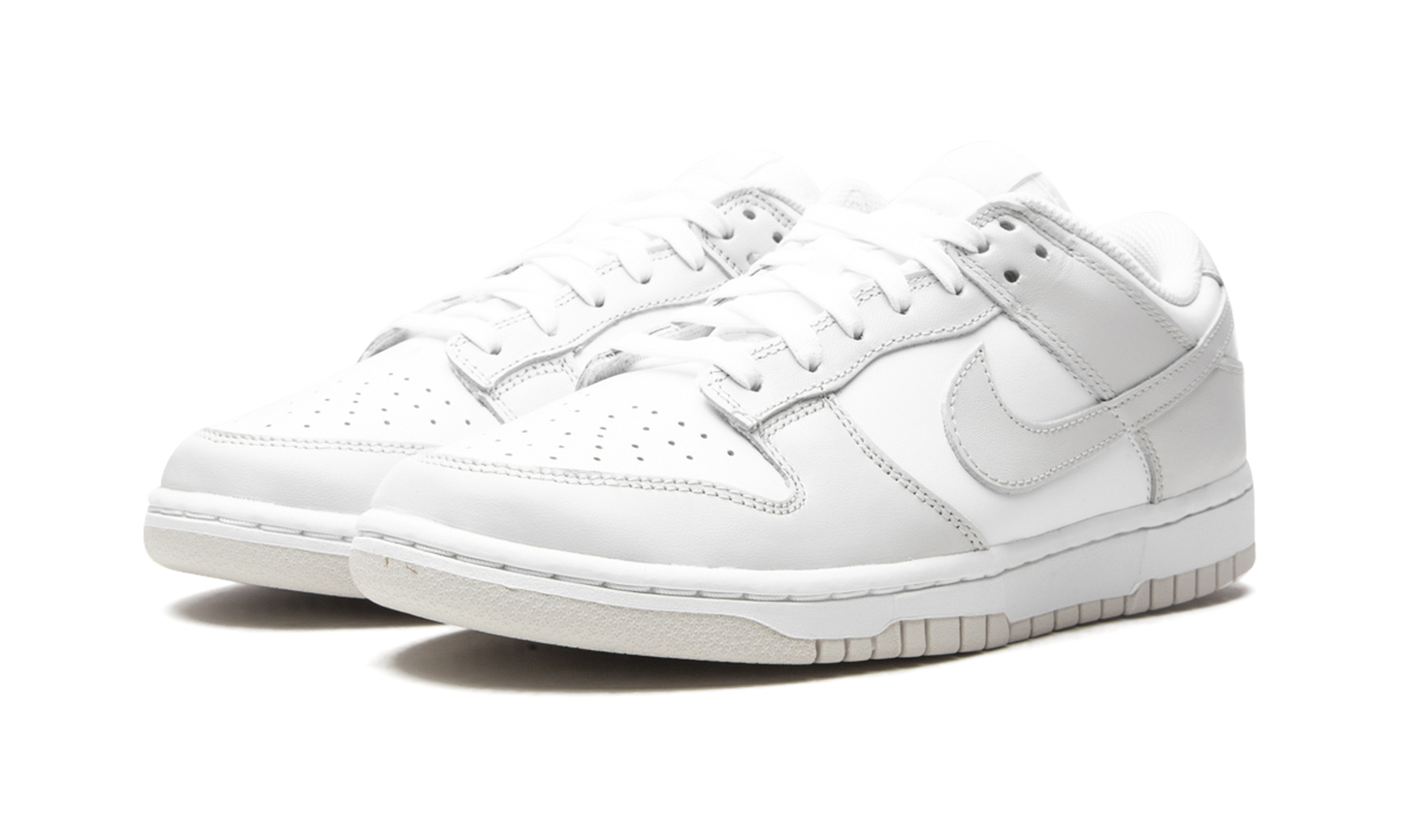 DUNK LOW WMNS Photon Dust