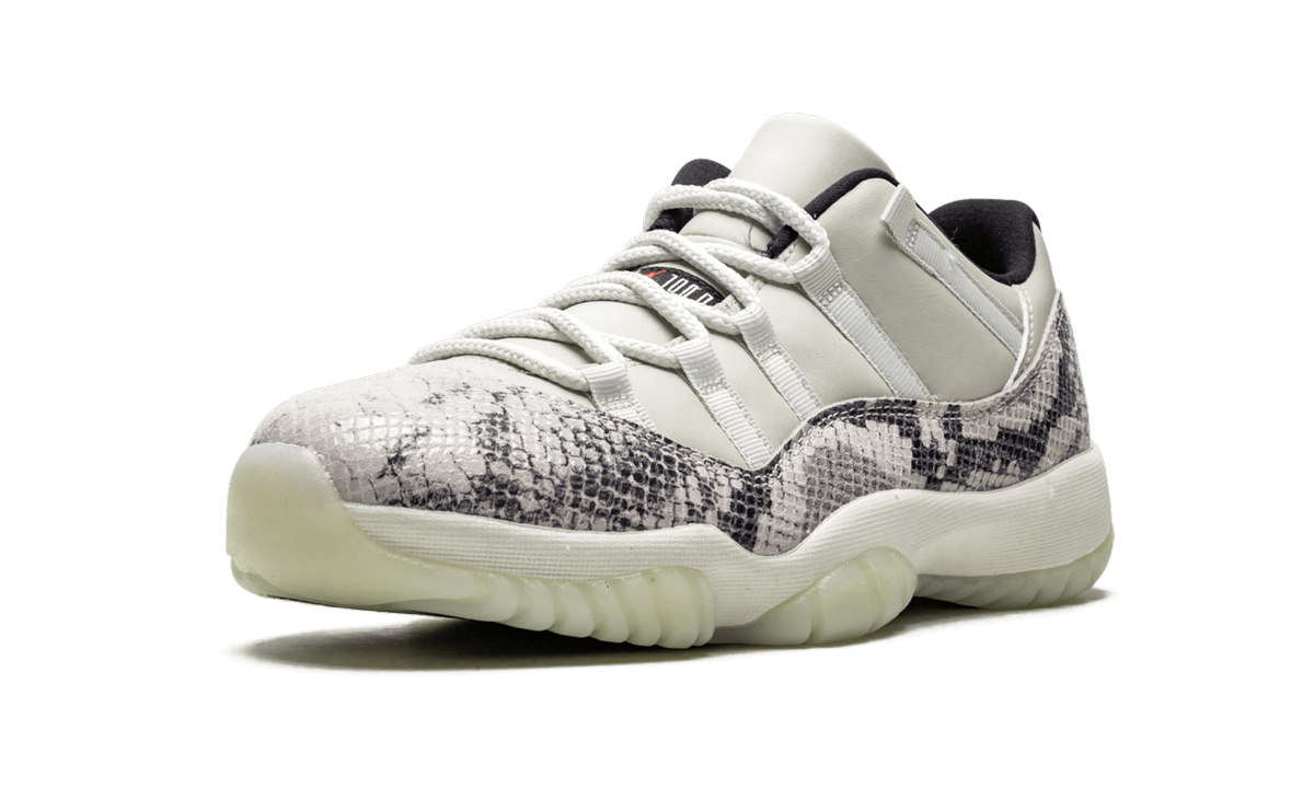 Air Jordan 11 Retro Low Snakeskin Light Bone