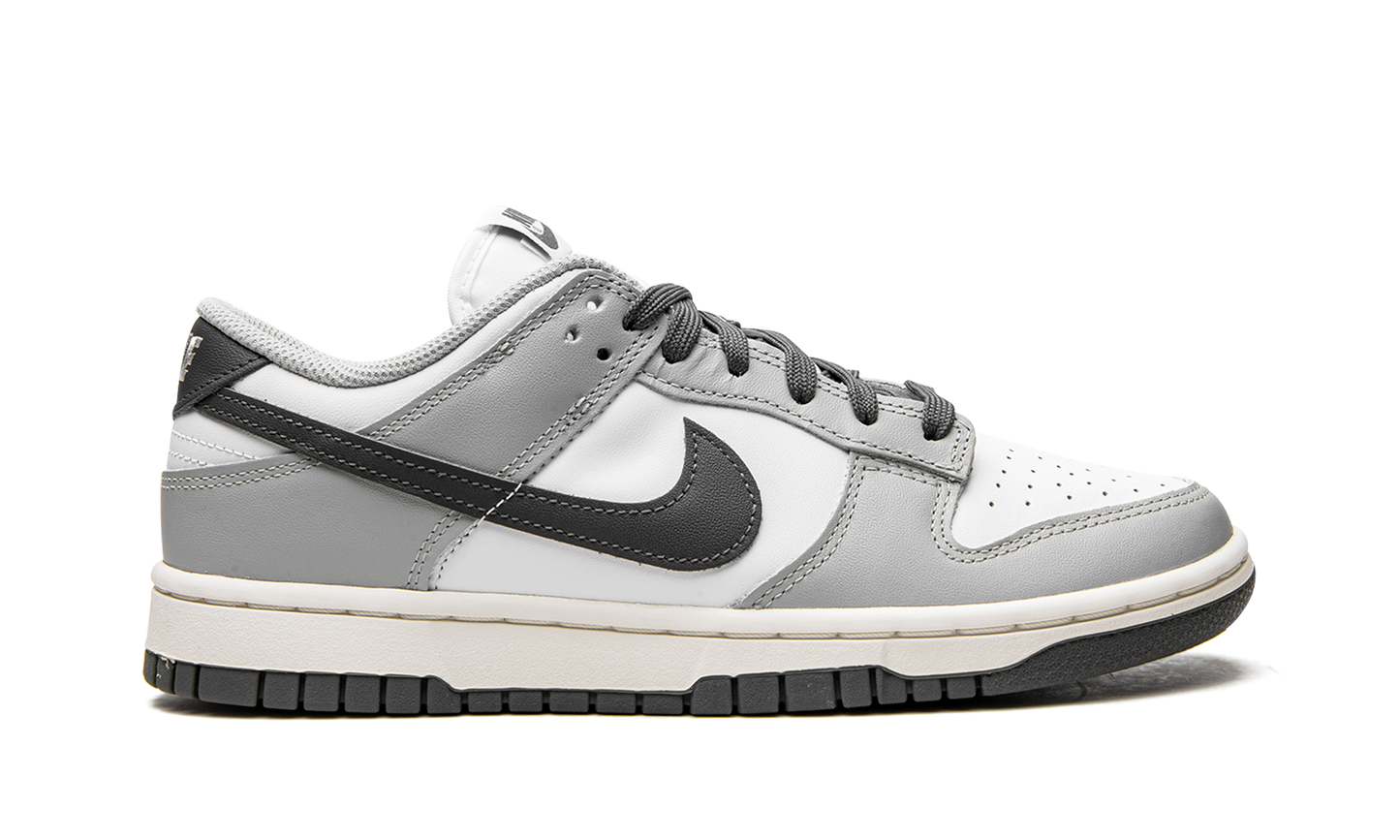 DUNK LO MNS WMNS Light Smoke Grey