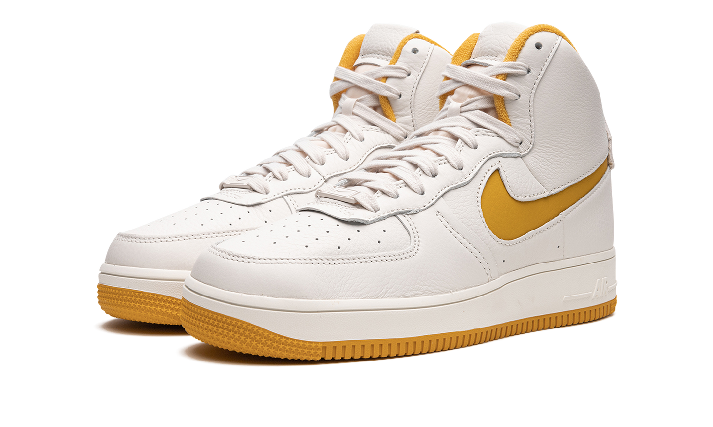 AIR FORCE 1 HIGH SCULPT MNS WMNS