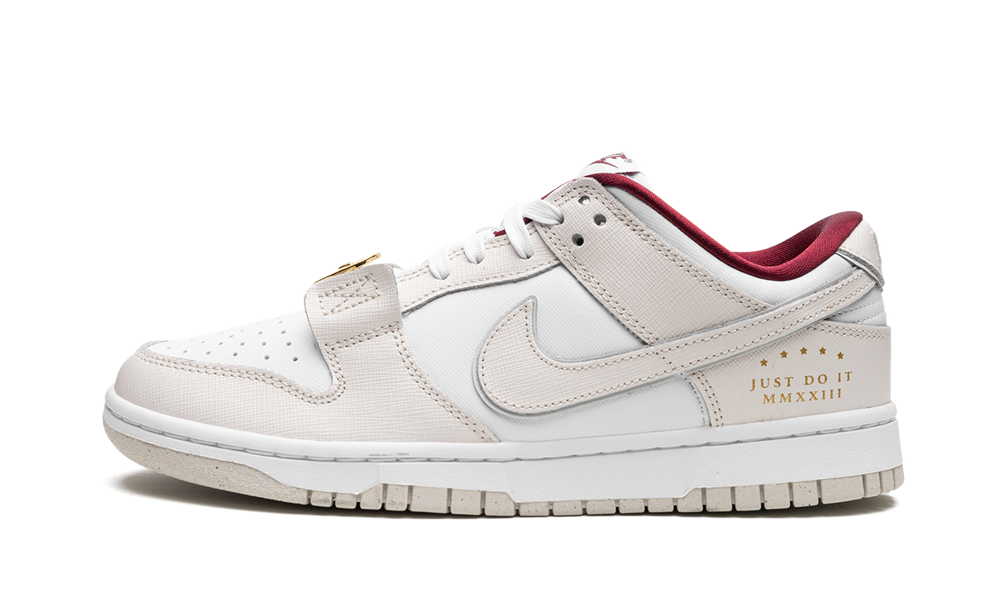 DUNK LOW WMNS Just Do It