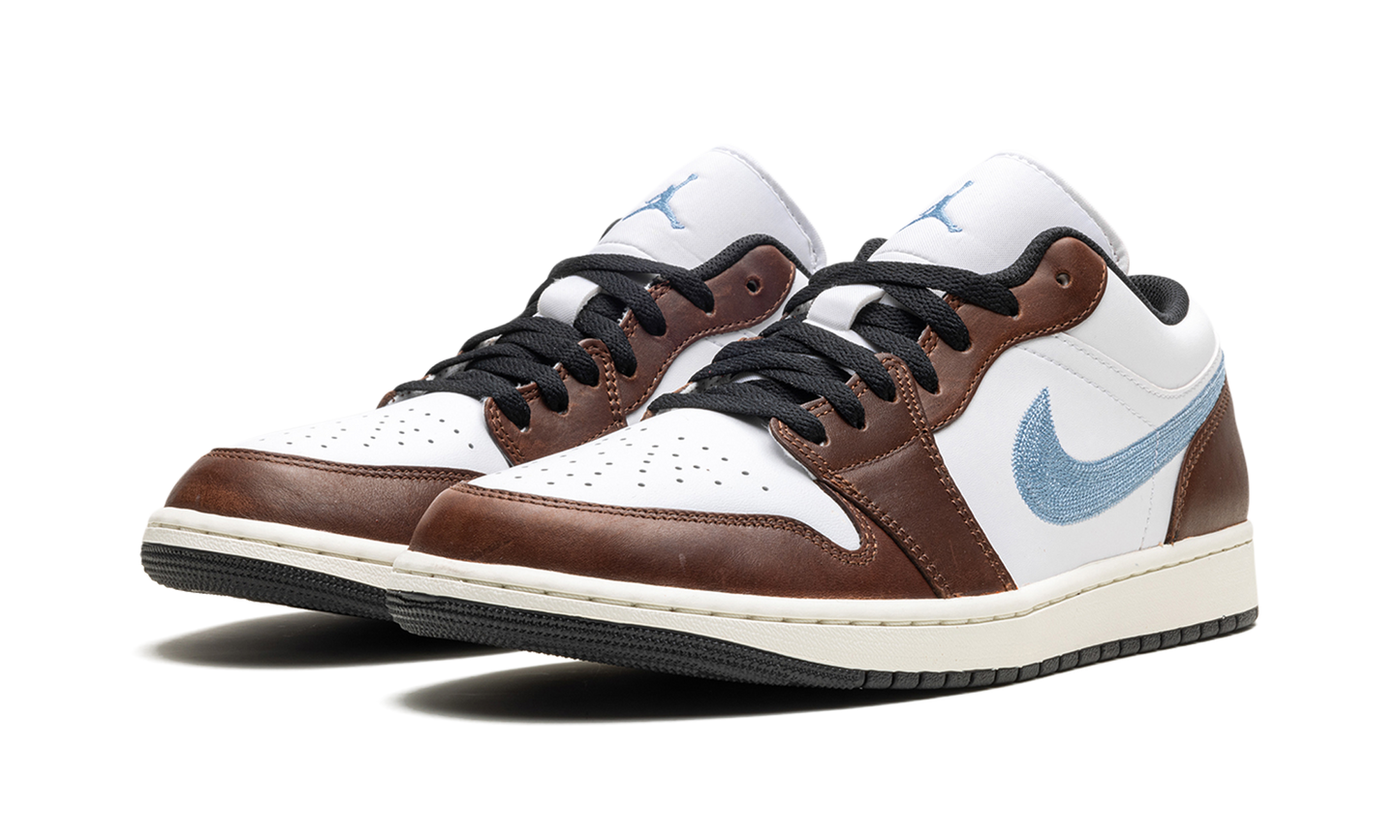 Air Jordan 1 Low SE Embroidered Swoosh - Mocha