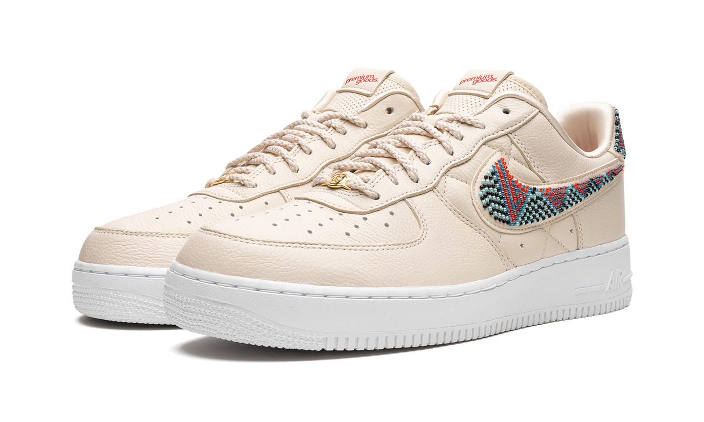 AIR FORCE 1 LO WMNS Premium Goods - The Bella