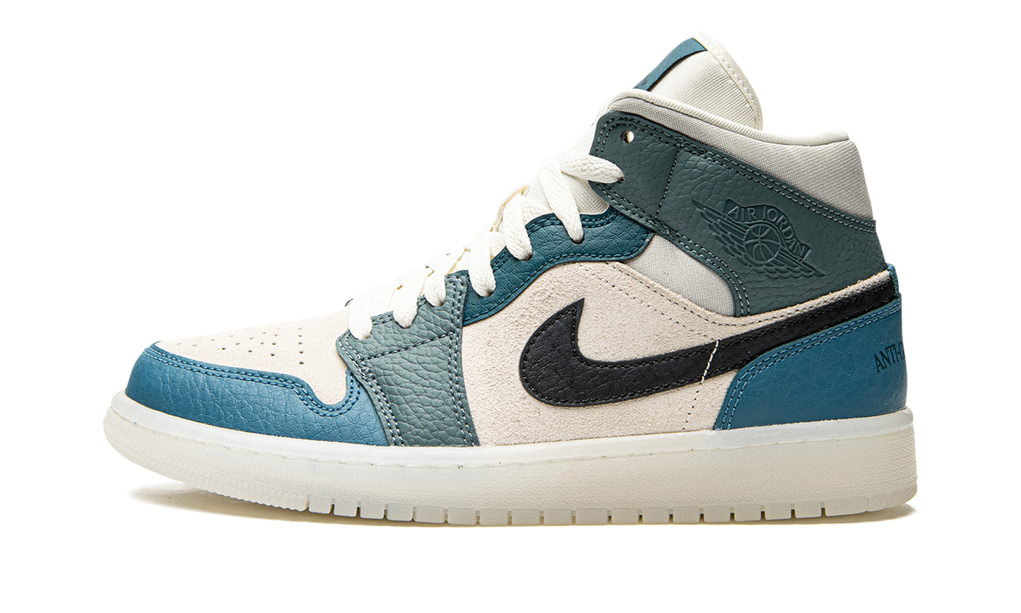 AIR JORDAN 1 MID WMNS Anti Gravity Machines