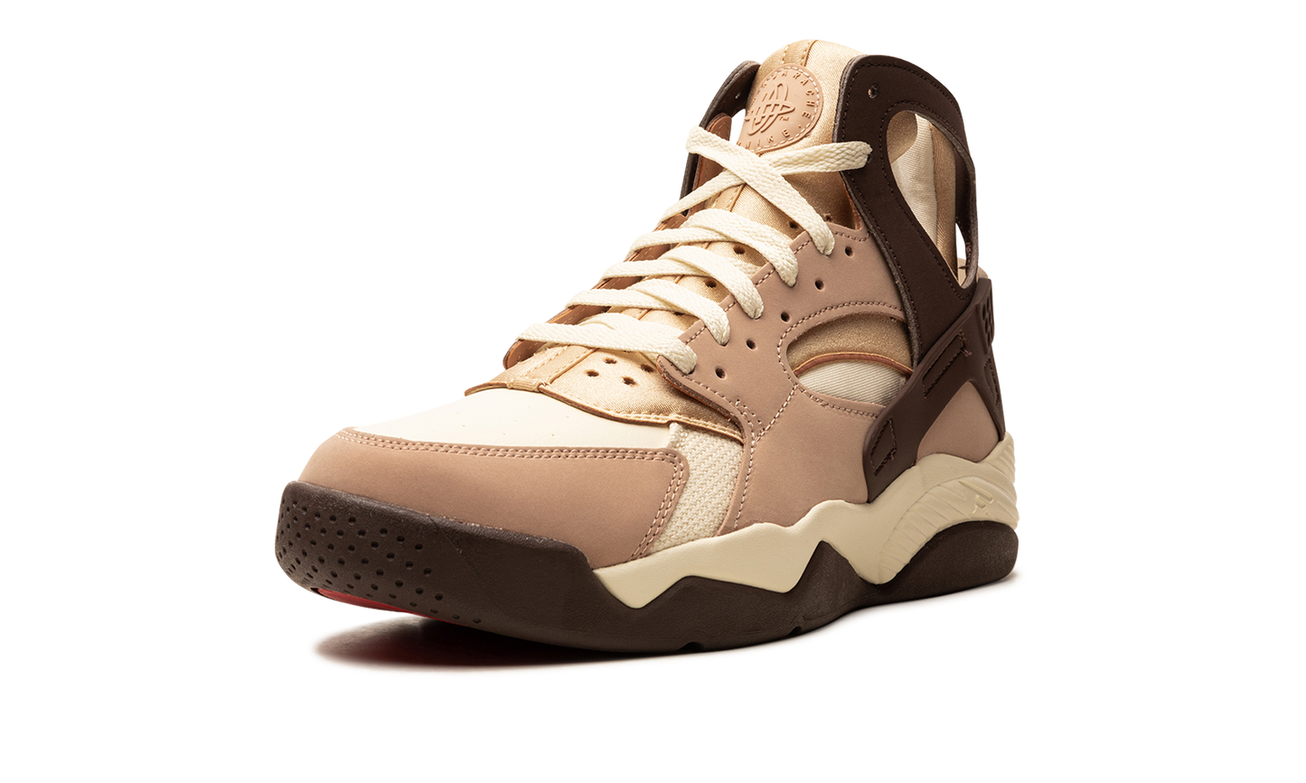 Air Flight Huarache Baroque Brown