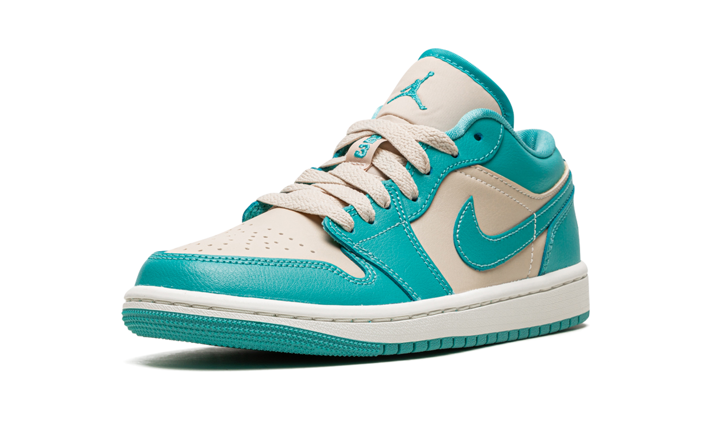 Air Jordan 1 Low WMNS Tropical Teal