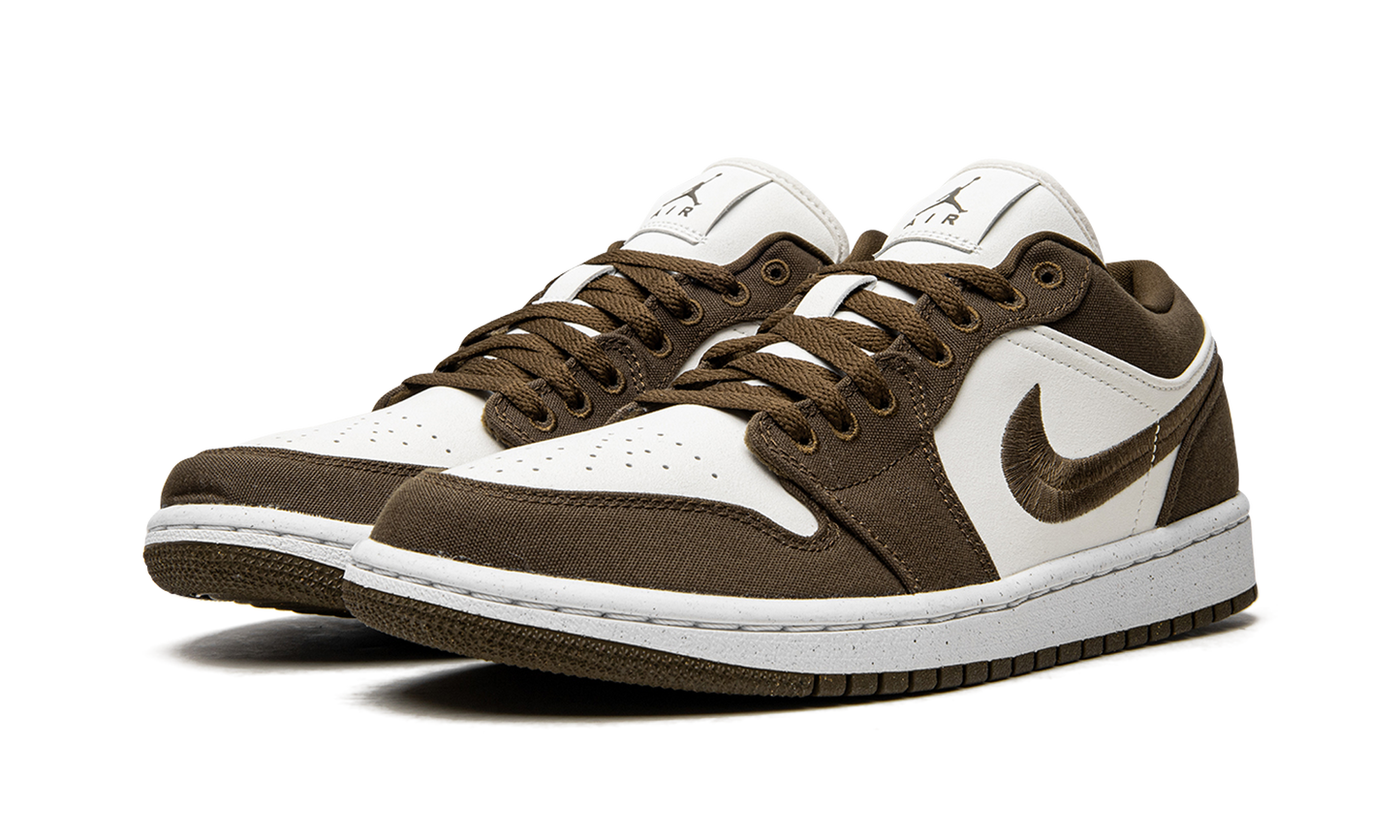 AIR JORDAN 1 LO WMNS Light Olive