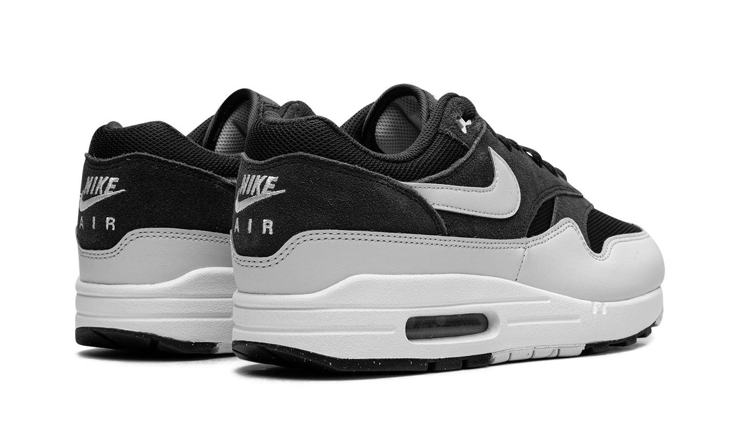 Air Max 1 Essential Off Noir Vast Grey