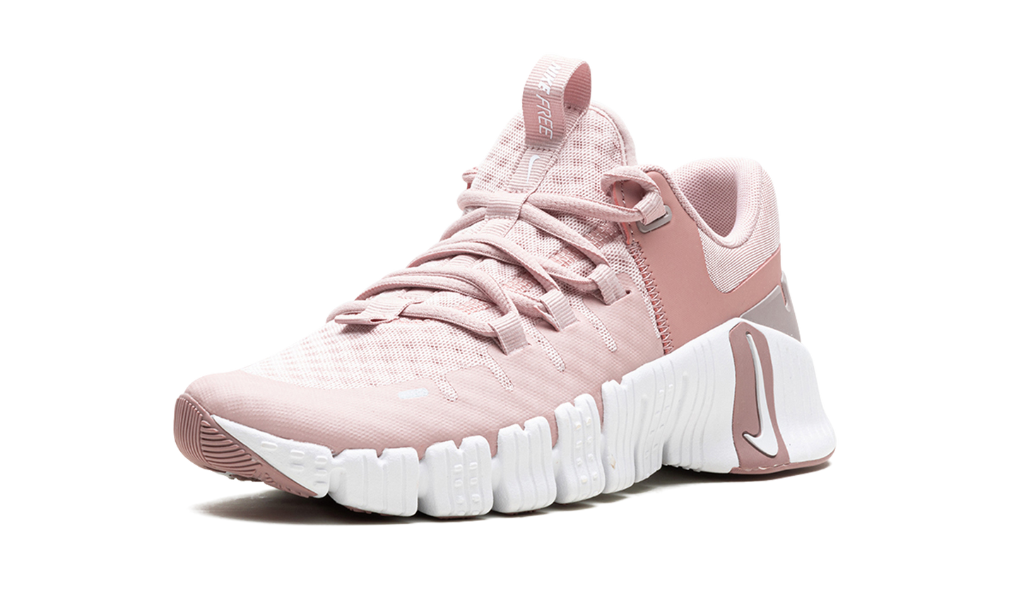 WMNS Nike Free Metcon 5 Pink Oxford