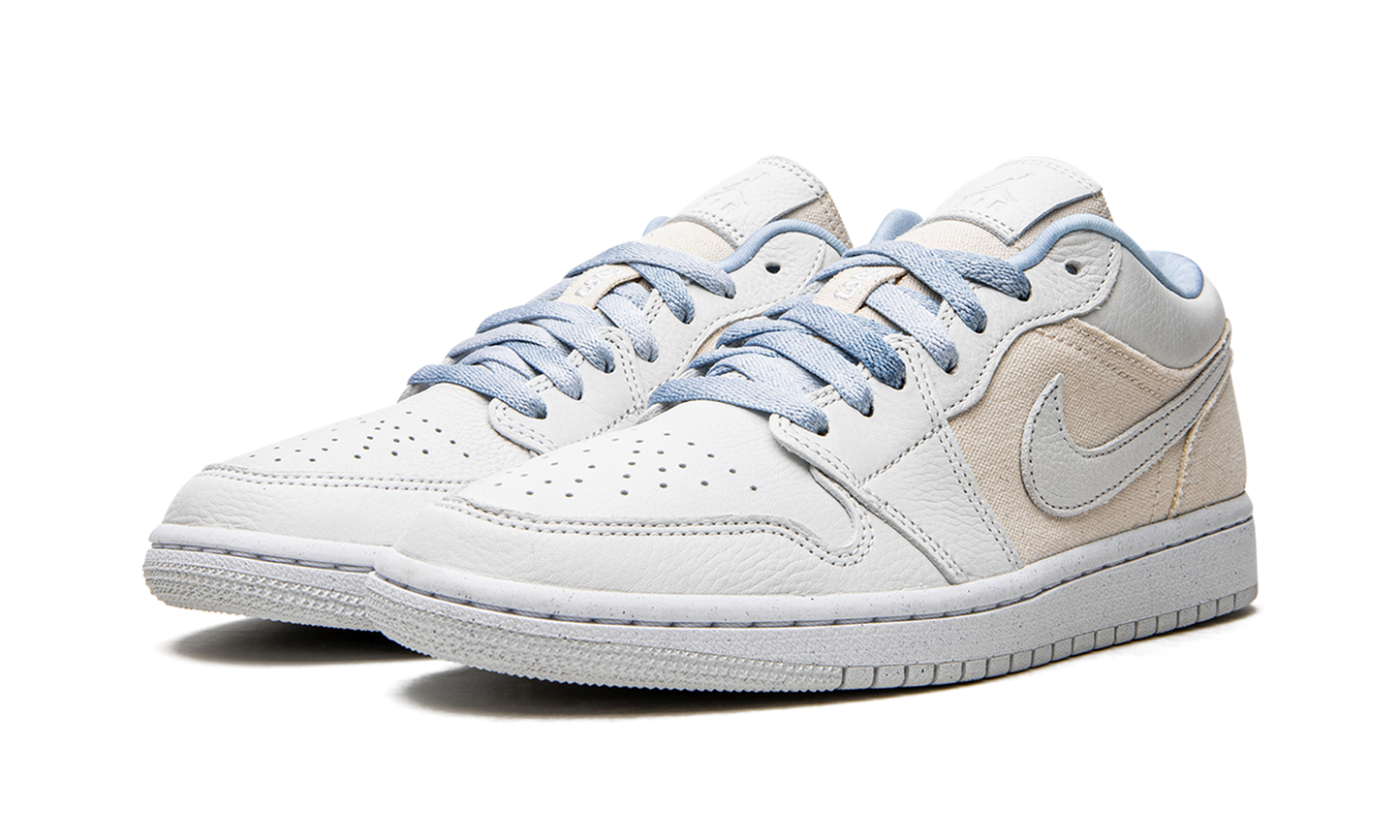 AIR JORDAN 1 LO SE WMNS Grey cream