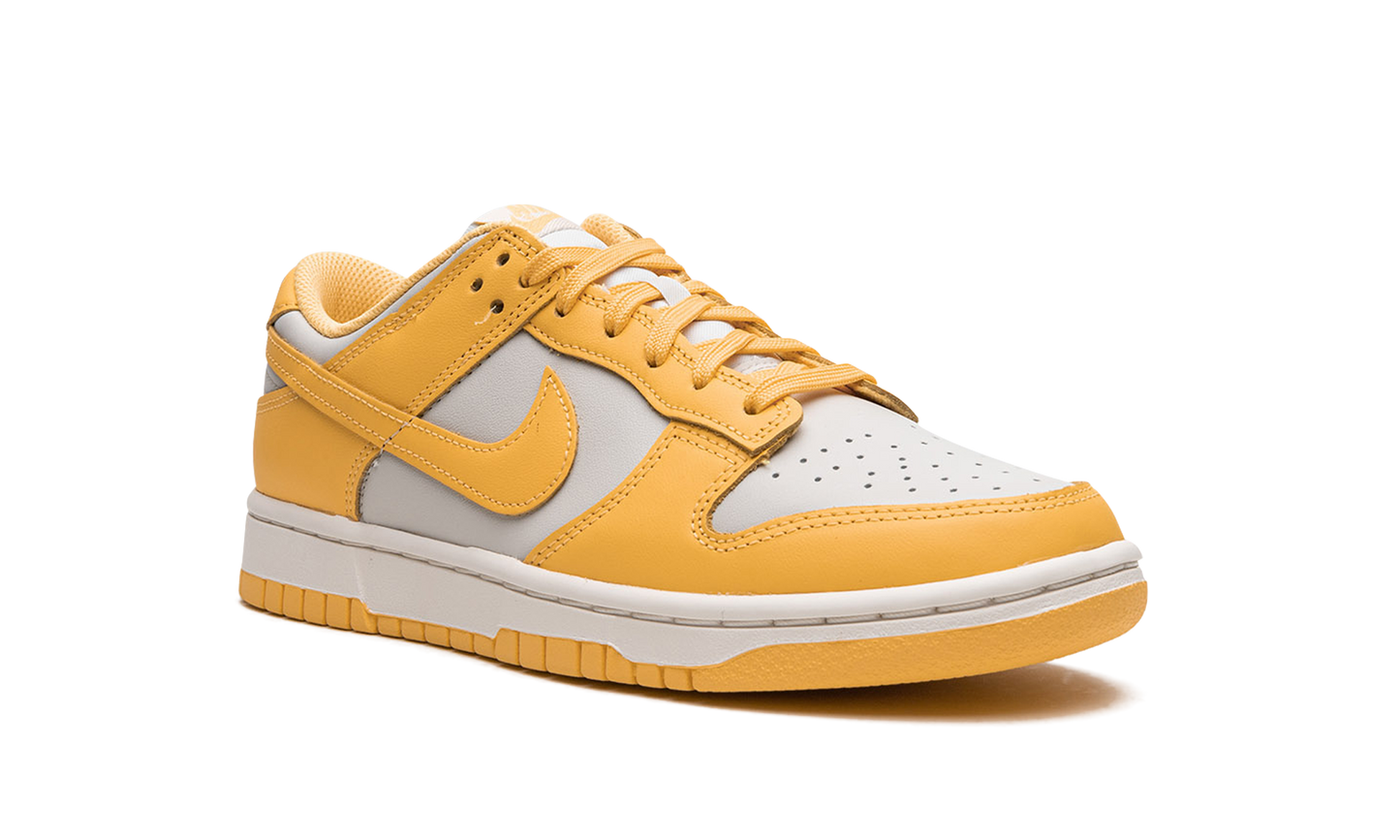 DUNK LOW WMNS Citron Pulse