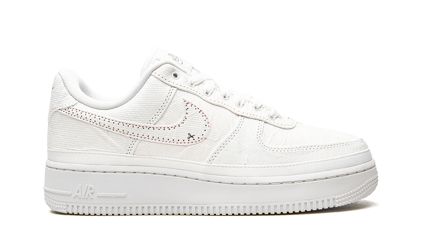 AIR FORCE 1 LO LX WMNS Reveal