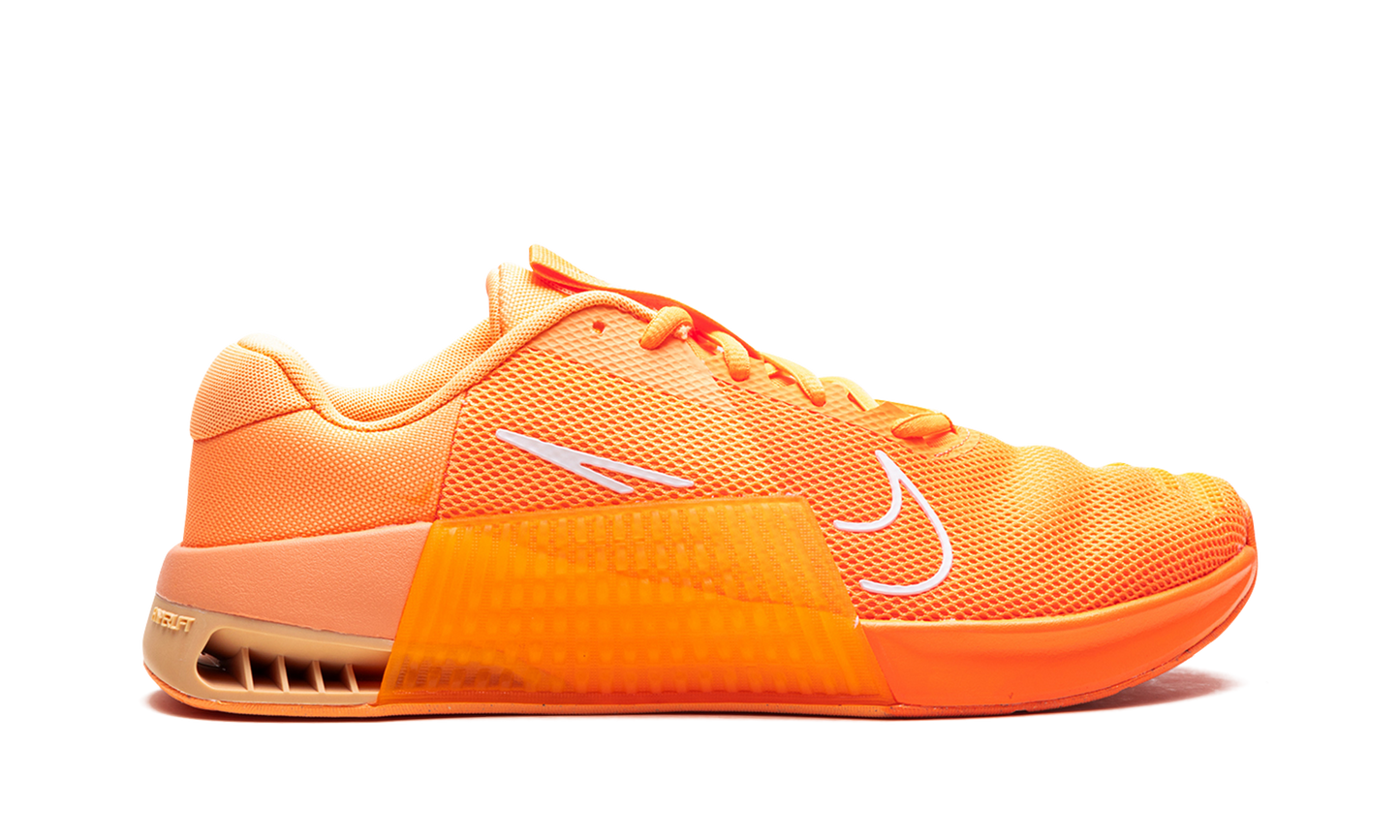 Metcon 9 AMP Atomic Orange