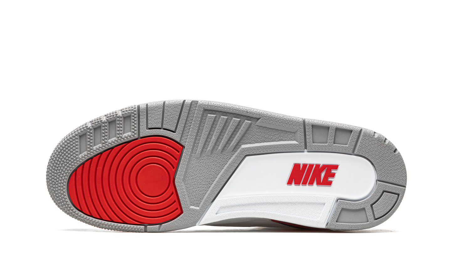 Air Jordan 3 Retro Fire Red 2022