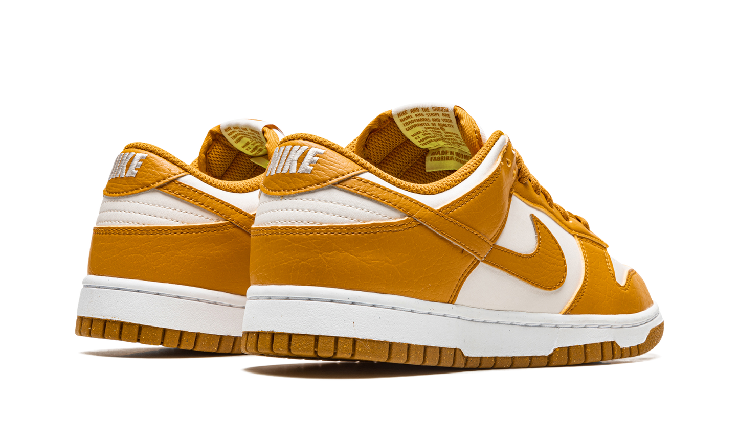 DUNK LO NEXT NATURE MNS WMNS Gold / Phantom