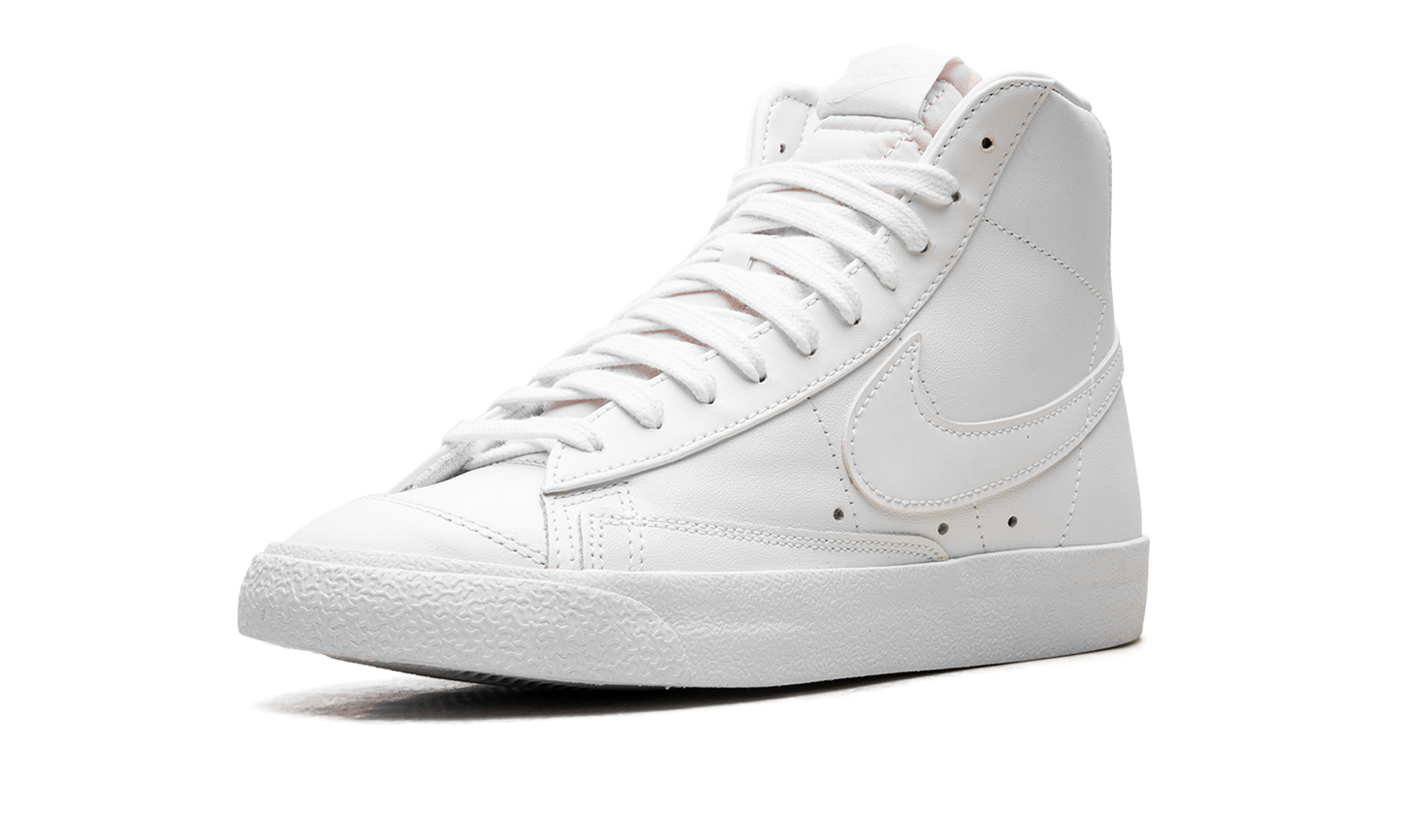 Blazer Mid '77 WMNS Triple White