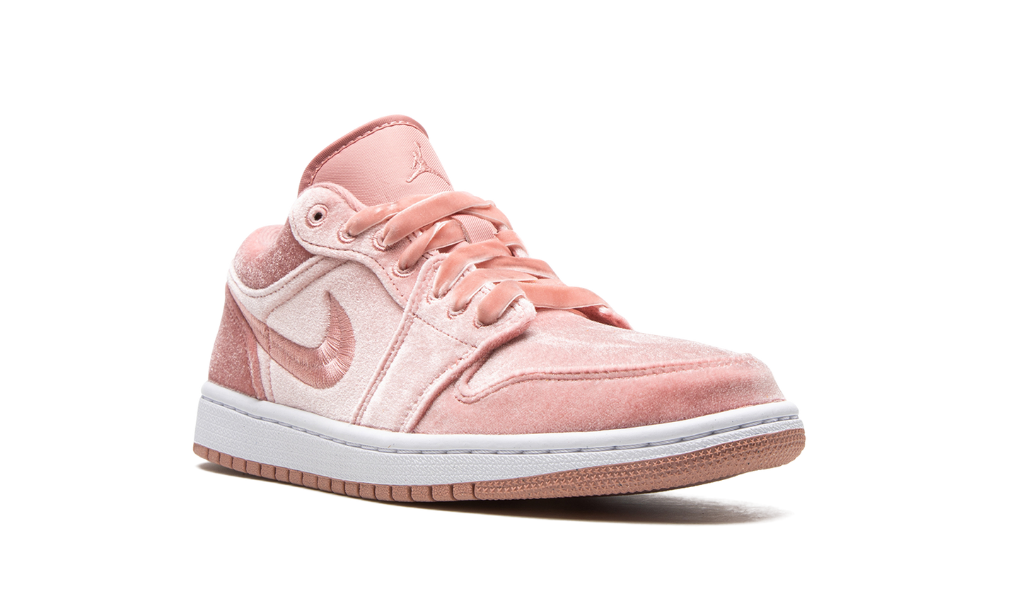AIR JORDAN 1 LO SE WMNS Pink Velvet