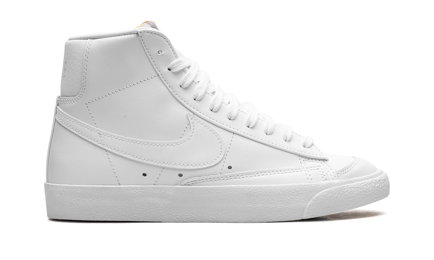 Blazer Mid '77 WMNS Triple White